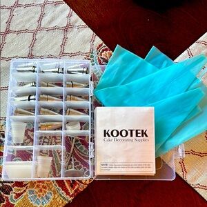 Kootek Cake Decorating Supplies 44 pc set, NEVER USED!